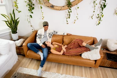 Couple In Living Room Angela DeCenzo San Francisco Photographe