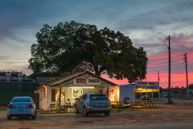  Alabama-based commercial and editorial photographer Art Meripol recent project for the State of Alabama Department of Tourism required him to shoot barbeque spots all over the state for a forthcoming book.