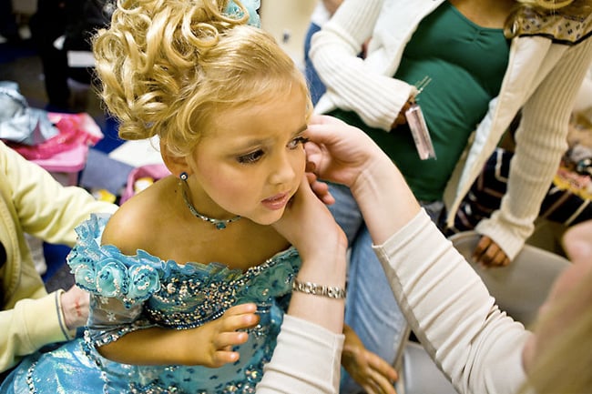 Contestant Getting Ready shot by Washington-based portrait photographer Rebecca Drobis for TLC's Toddlers and Tiaras