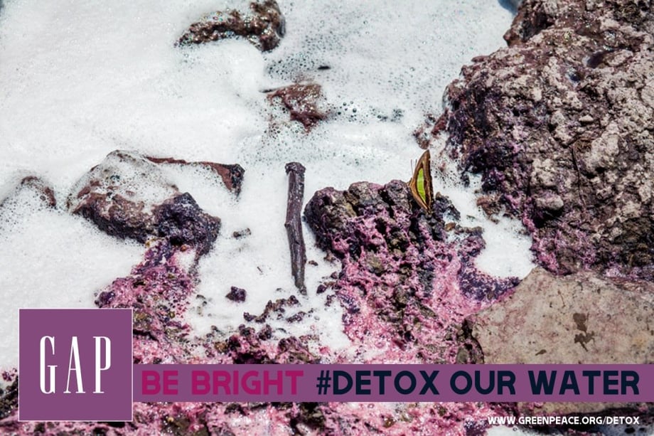 Tearsheet of a Greenpeace ad asking Gap Inc to do their part in detoxifying the Citarum River.