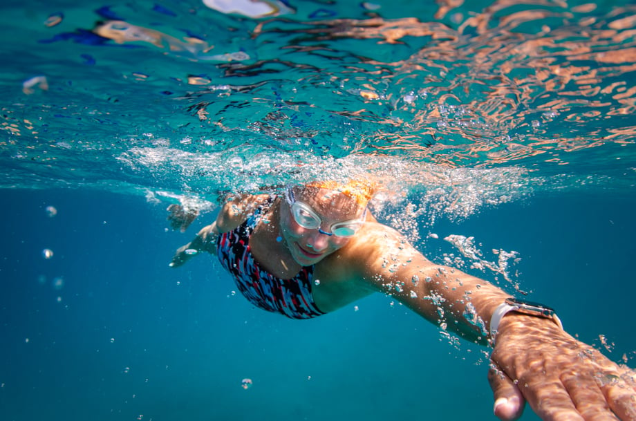 Heather Perry's underwater image of a swimmer cutting through the water from straight on