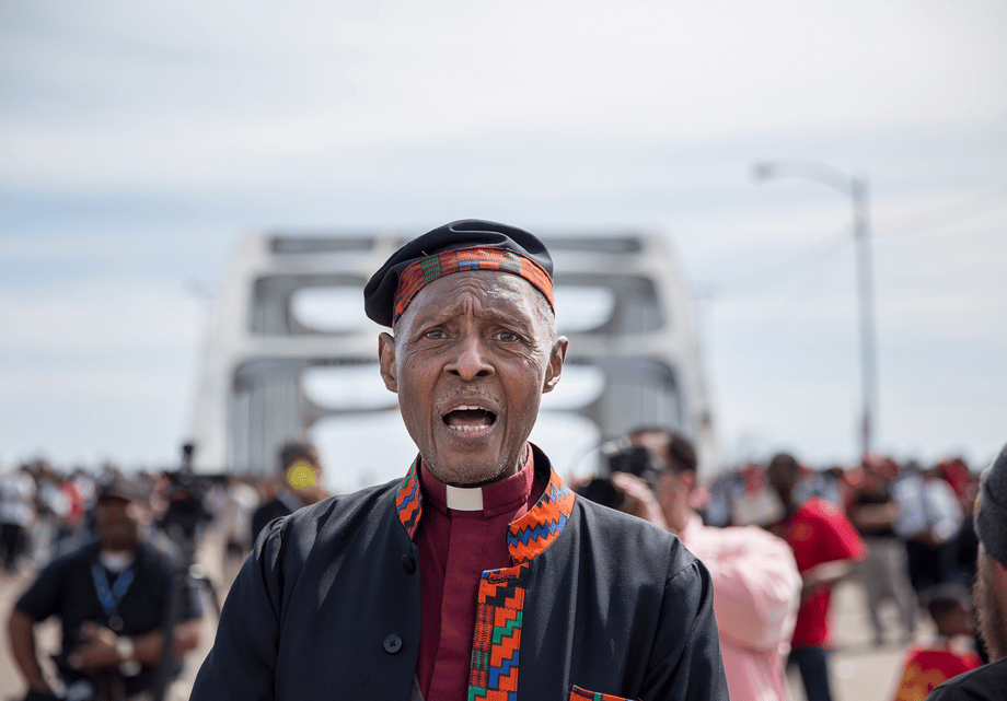 Fernando Decillis photographs the Selma march.