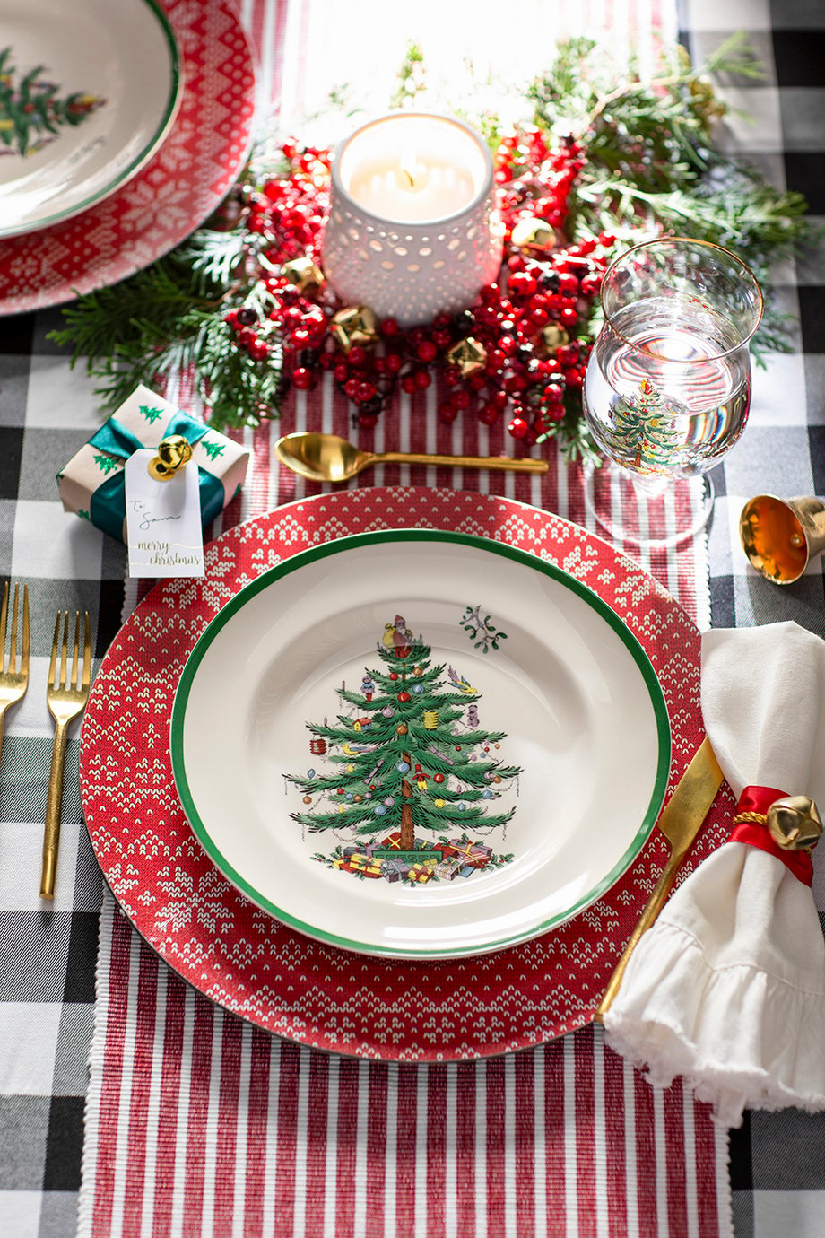 Image from Wayfair's holiday catalog shot by Amy Rose Productions