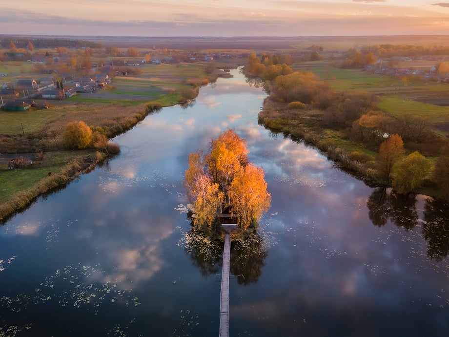 Ukraine nature and river shot by Yevhen Samuchenko