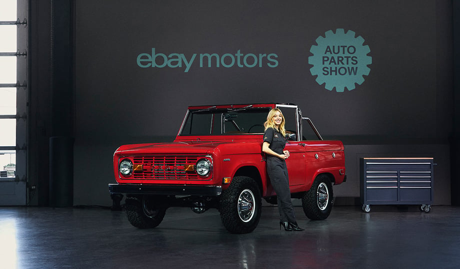 Sydney Sweeney with her classic red Classic ’69 Bronco at the eBay Motors New York Auto Parts Show. 
