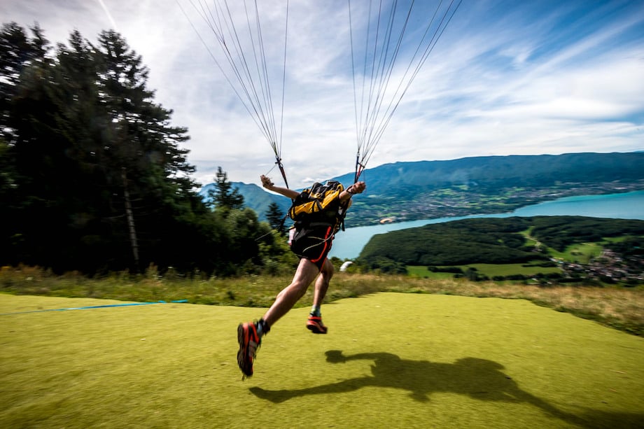 Alexandre Buisse, haute-savoie, photographers in france, red bull, red bull events, relay race, energy drink, photography, wonderful machine, paragliding, adventure competitions