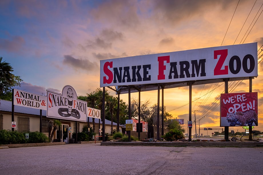 Entrance of Snake Farm Zoo in Texas shot by Jeff Wilson.