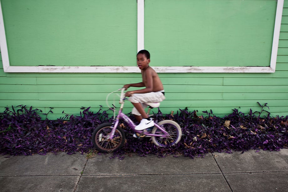 bryan tarnowski, new orleans photographers, bywater, gentrification, wonderful machine