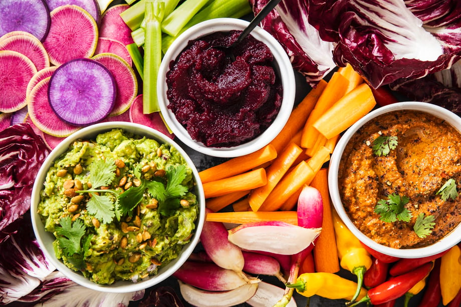 Aerial photo of various vegetables and dips taken by Washington DC-based food photographer Jennifer Chase. 