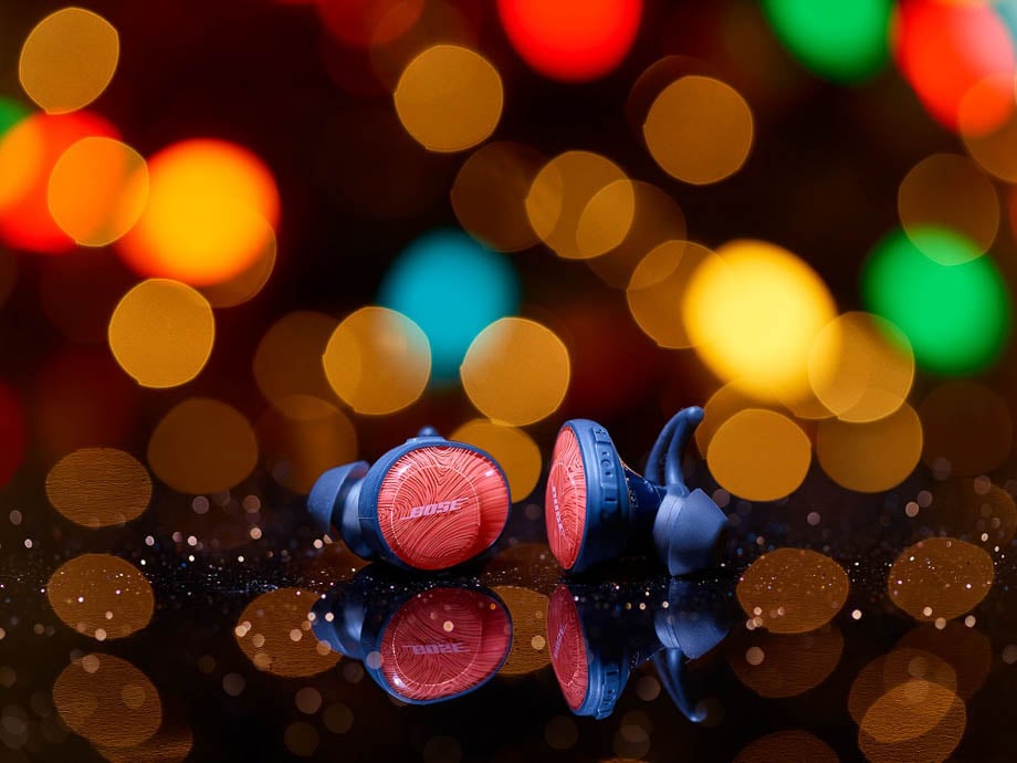 Photo of Bose red in-ear headphones for their 2019 Christmas promo taken by Boston-based product photographer Leonard Greco.