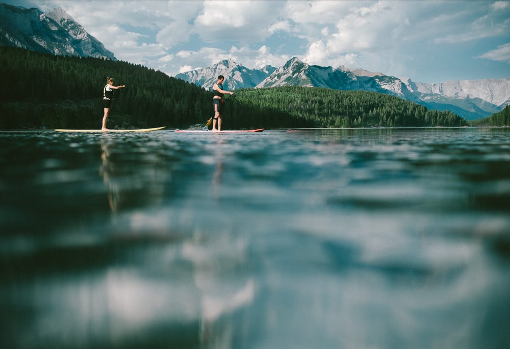 Jason Lindsey photo of people paddle boarding