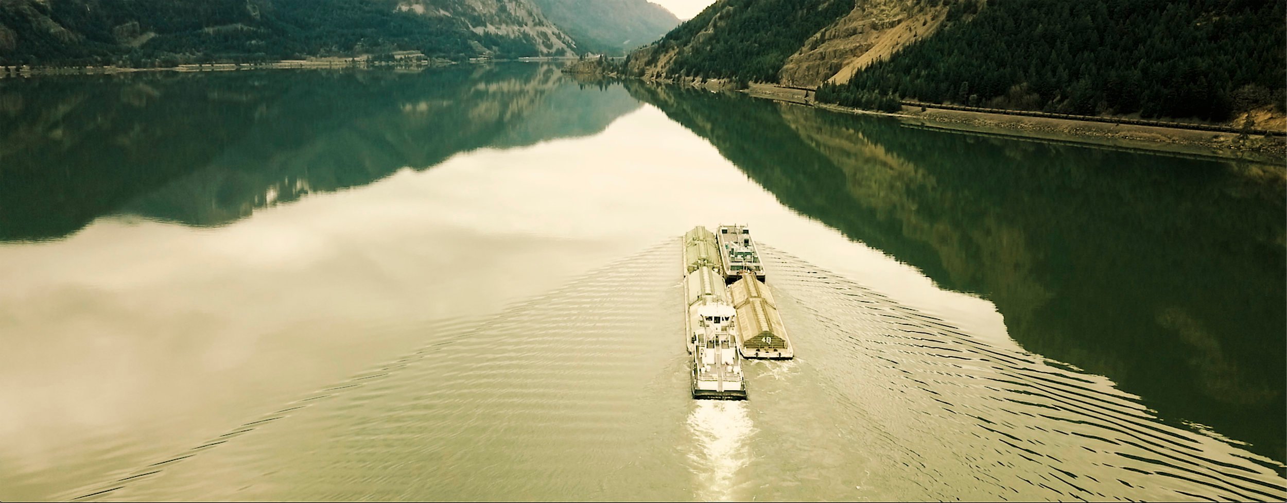 Drone photo of boats in the Columbia Gorge by Steve Utaski.