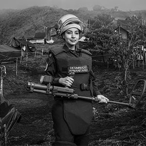 Demining With Colombian Soldiers: Jorge Oviedo for Soho Magazine