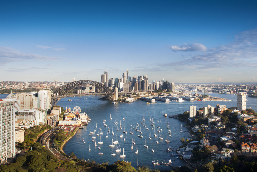 Photo by Zahn Pithers of Sydney and its harbor by day.